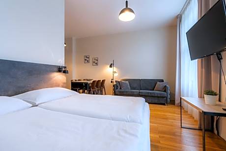 Velvet Revolution Apartment with Balcony - 6 pax