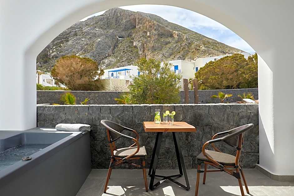 Mountain and Sea Suites