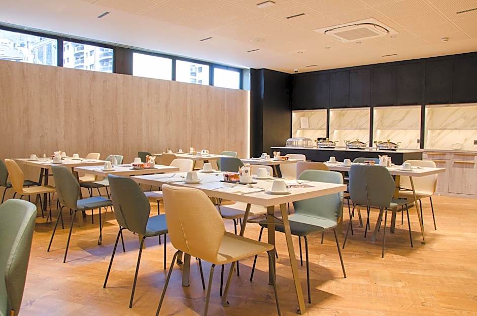 Grand Plaza Hotel & Wellness