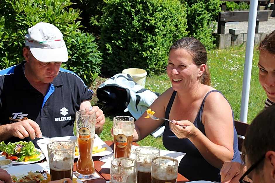 Landgasthof-Bikerhotel Arnold