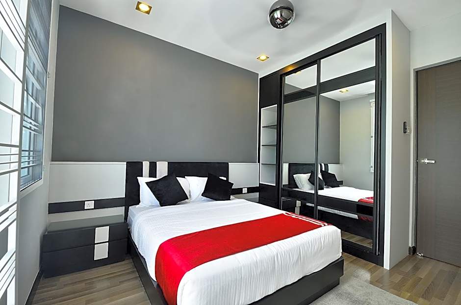 Violet Luxury Service Villa