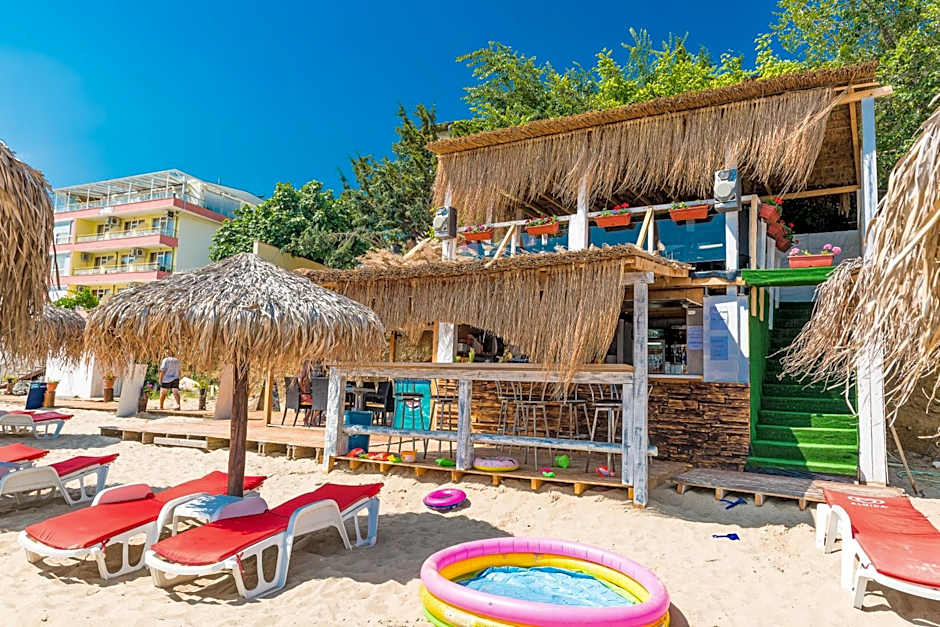 Iris Beach Hotel