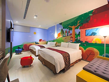 Themed Quadruple Room