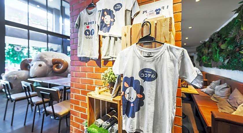 Kokotel Bangkok Surawong