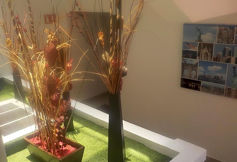 Hotel Rossel Plaza