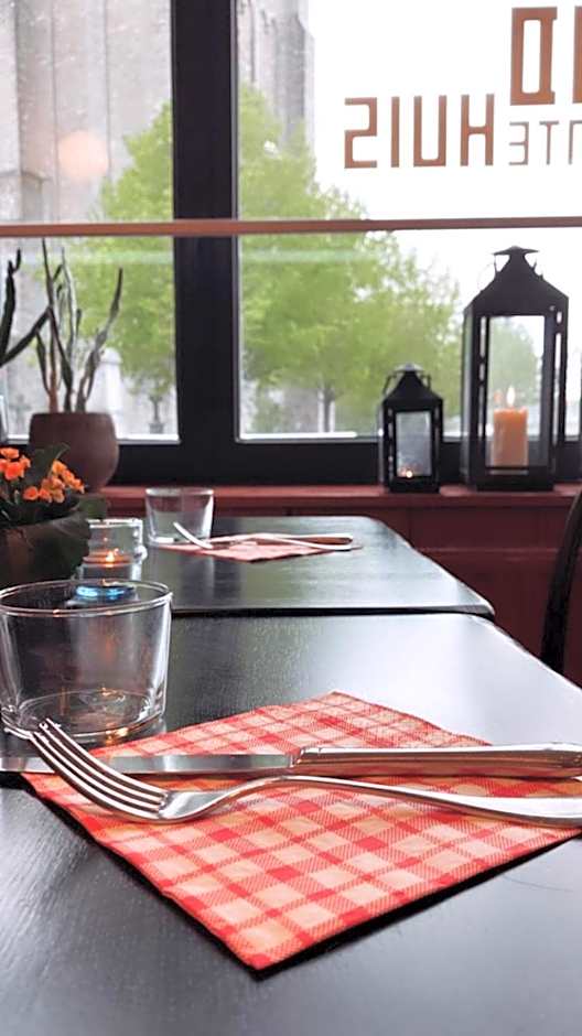 De Levensboom - Het Oud Gemeentehuis