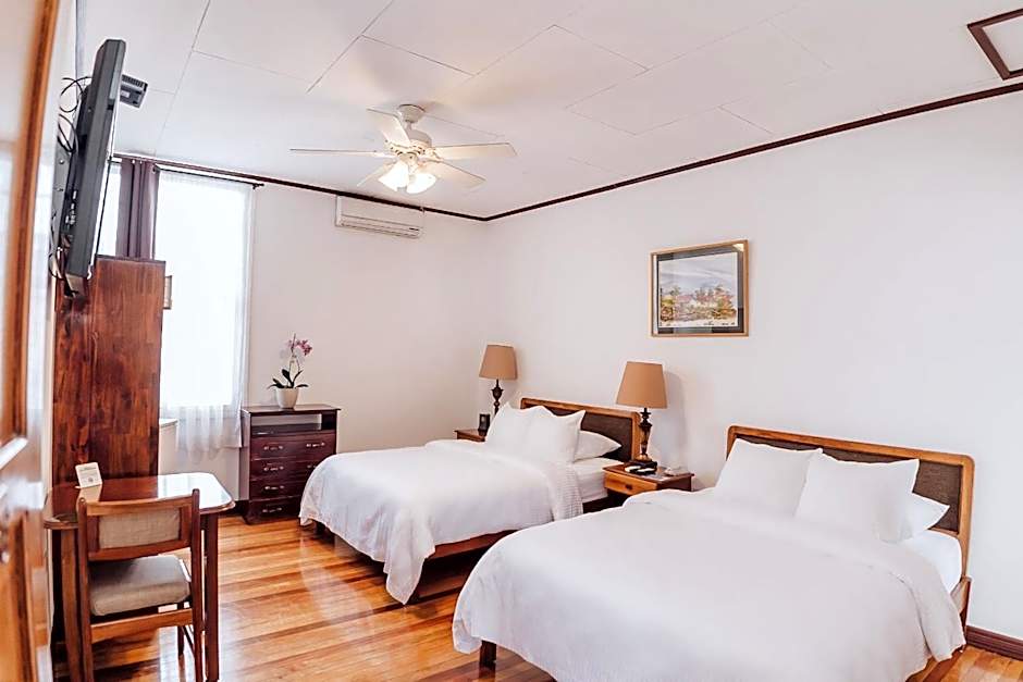 Photo 1 of 50 of Hotel Dunn Inn