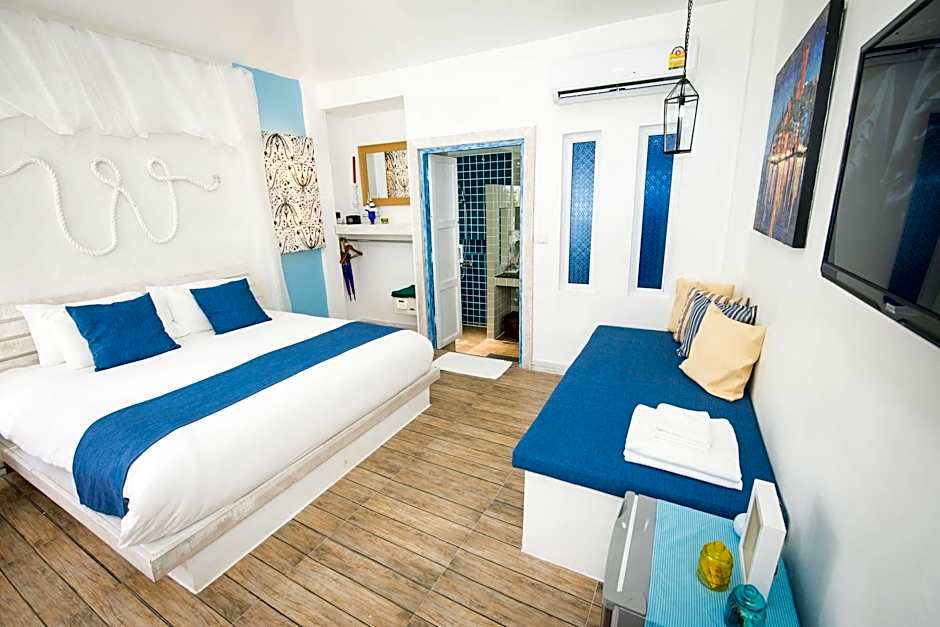 The White Knot Koh Chang