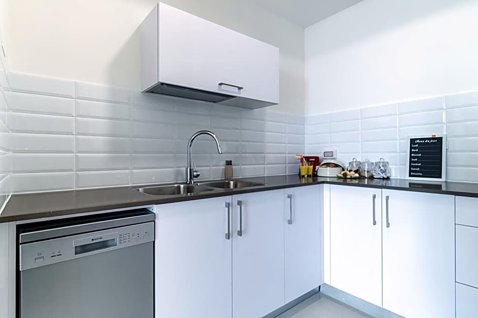 JTower - Magical Apartments In City Center