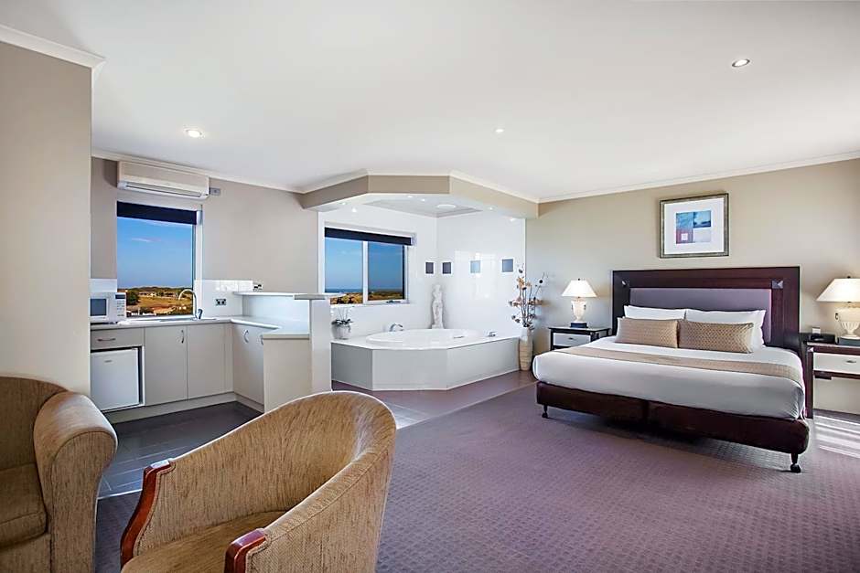 Comfort Inn On Raglan