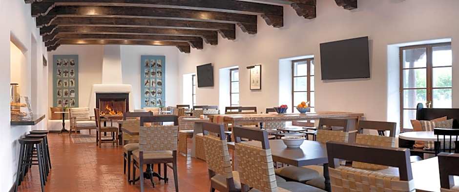 Pinon Court by La Fonda