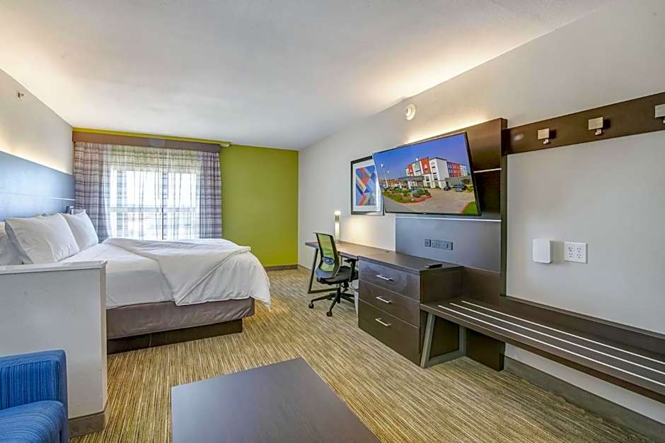 Holiday Inn Express And Suites Longview North By IHG