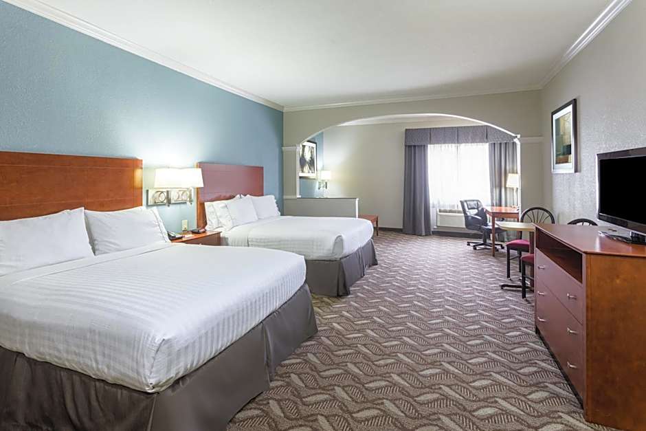 Holiday Inn Express Hotel and Suites Lake Charles By IHG