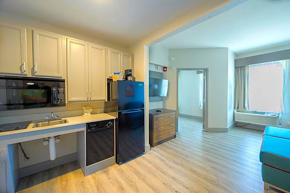 CANDLEWOOD SUITES PANAMA CITY BEACH SOUTHEAST by IHG