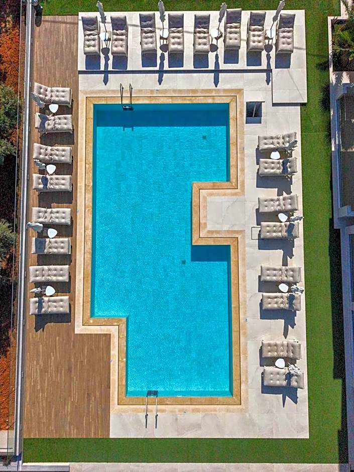 Filia Luxury Suites