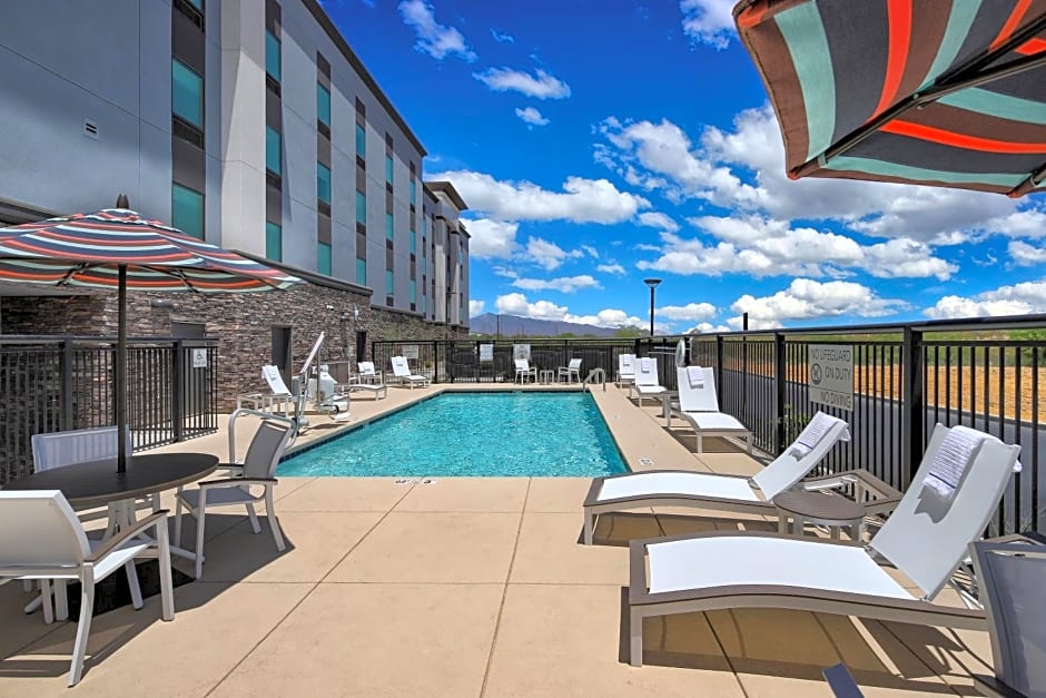 Hampton Inn Suites Tucson Tech Park