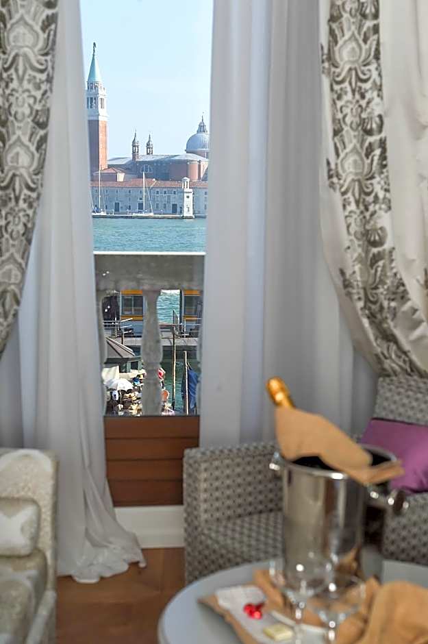 Savoia & Jolanda Hotel
