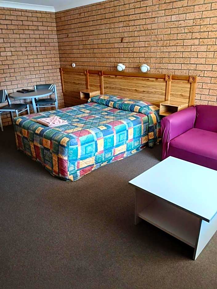 Aaron Inn Motel