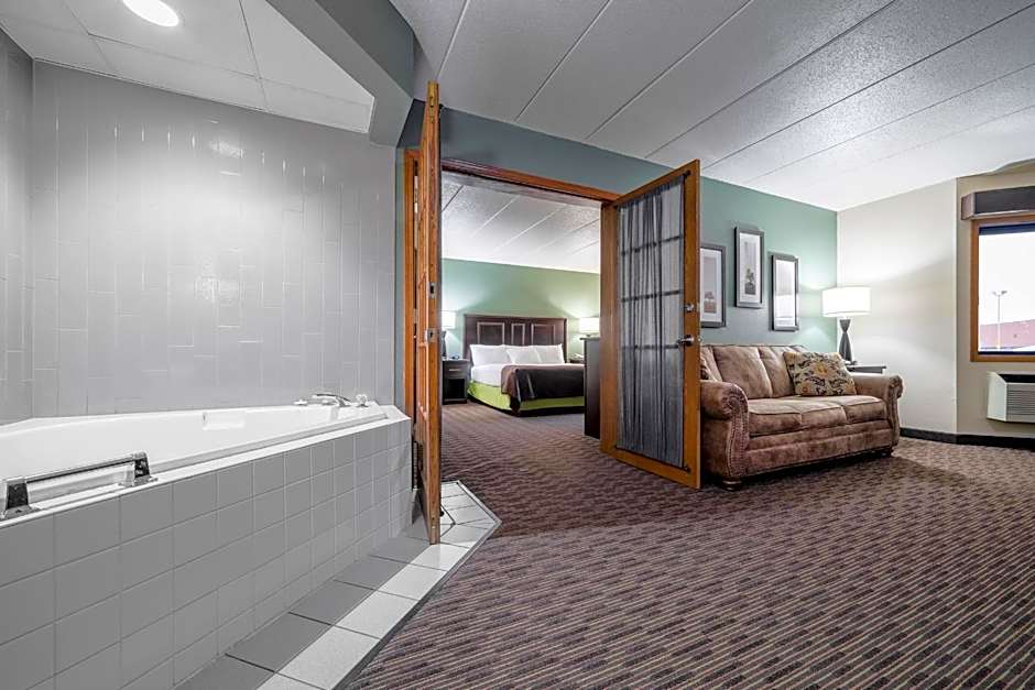 AmericInn by Wyndham West Salem