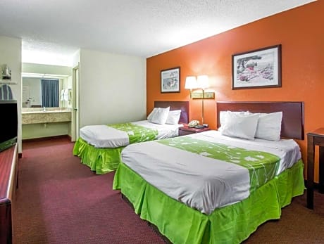 Double with 2 Double Beds - Non-Smoking