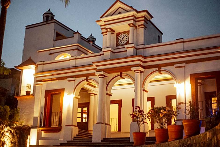 Palacio Del Cobre
