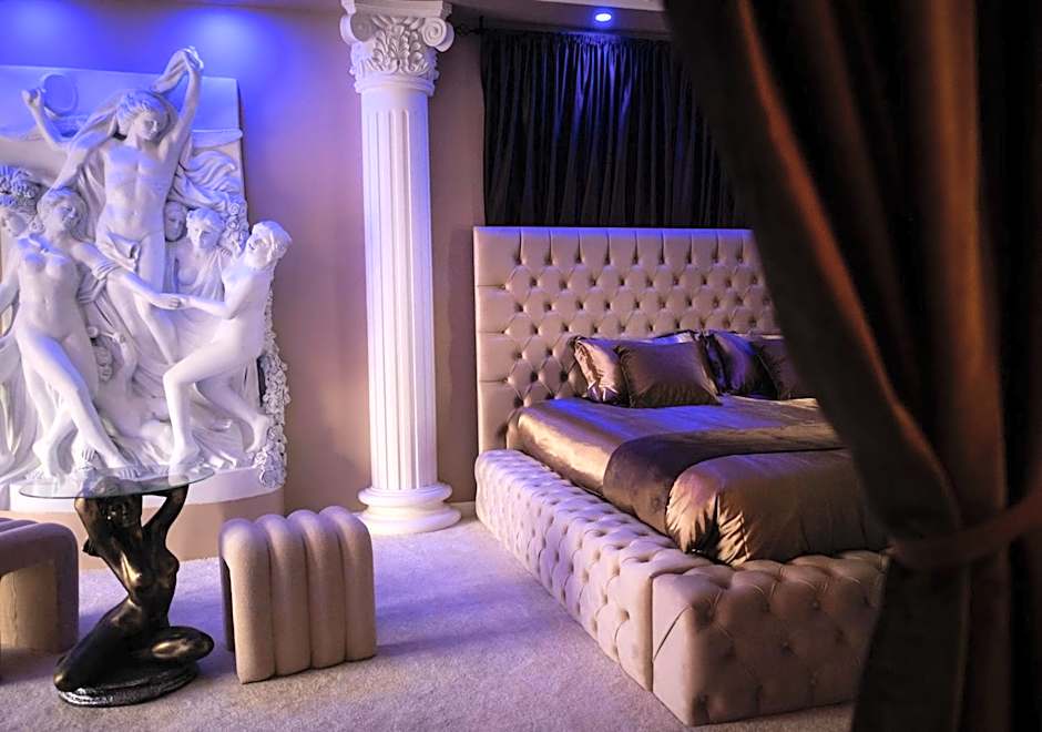 Villa-Aphrodia love room