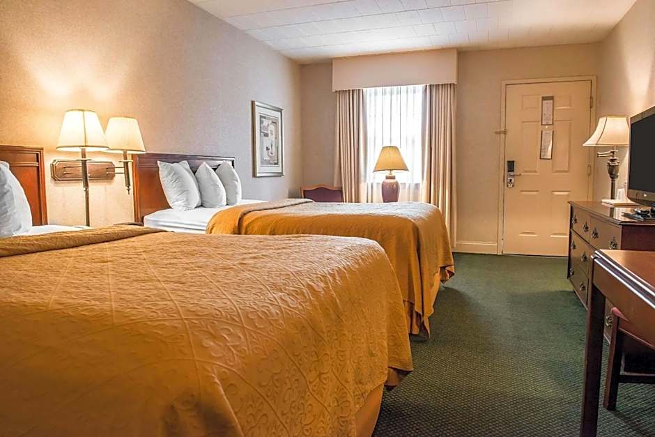 Quality Inn Pittsburgh Airport