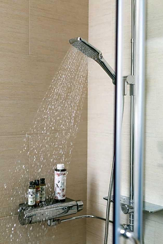 12 Keys Athens Apartments