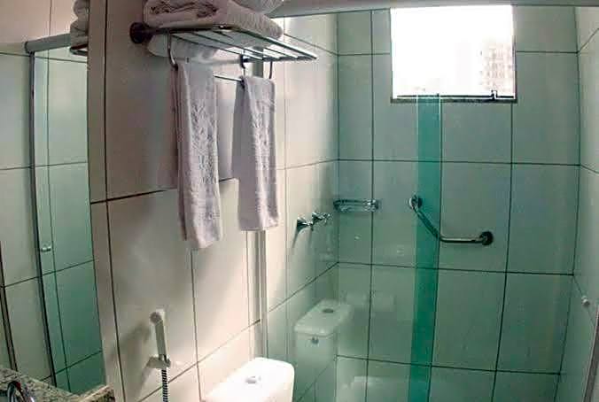 Hotel Golden Dolphin com café da manhã! Piscinas 24h