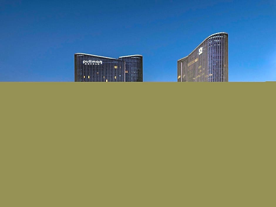 Pullman Wuxi New Lake Hotel