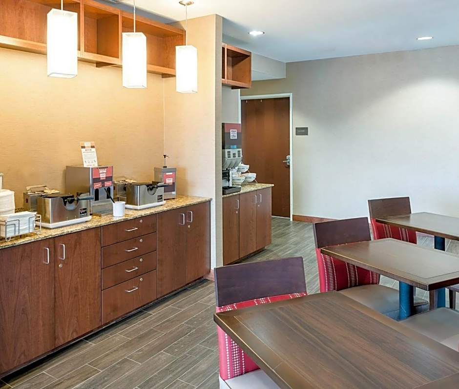 Comfort Inn & Suites West - Medical Center