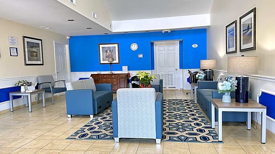 Baymont by Wyndham Greenwood