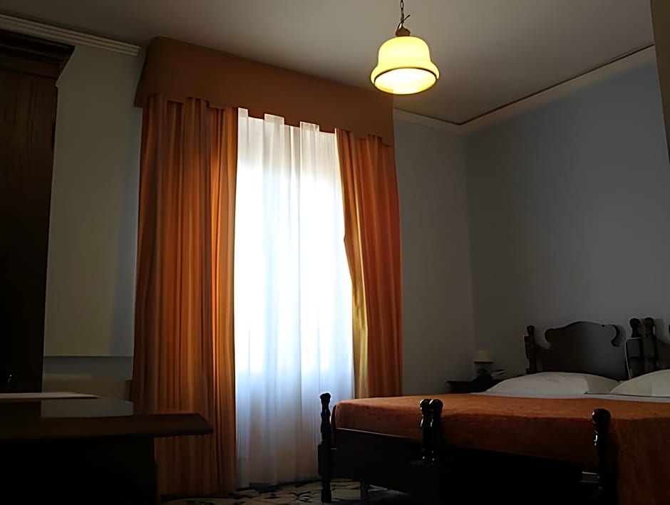 Hotel Girasole