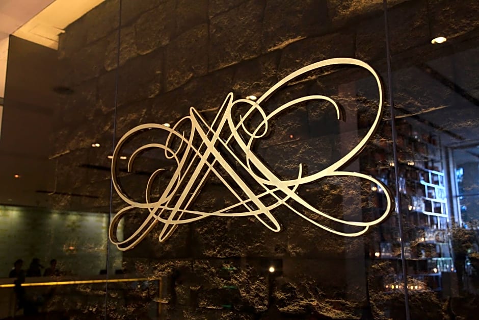 Midas Hotel and Casino