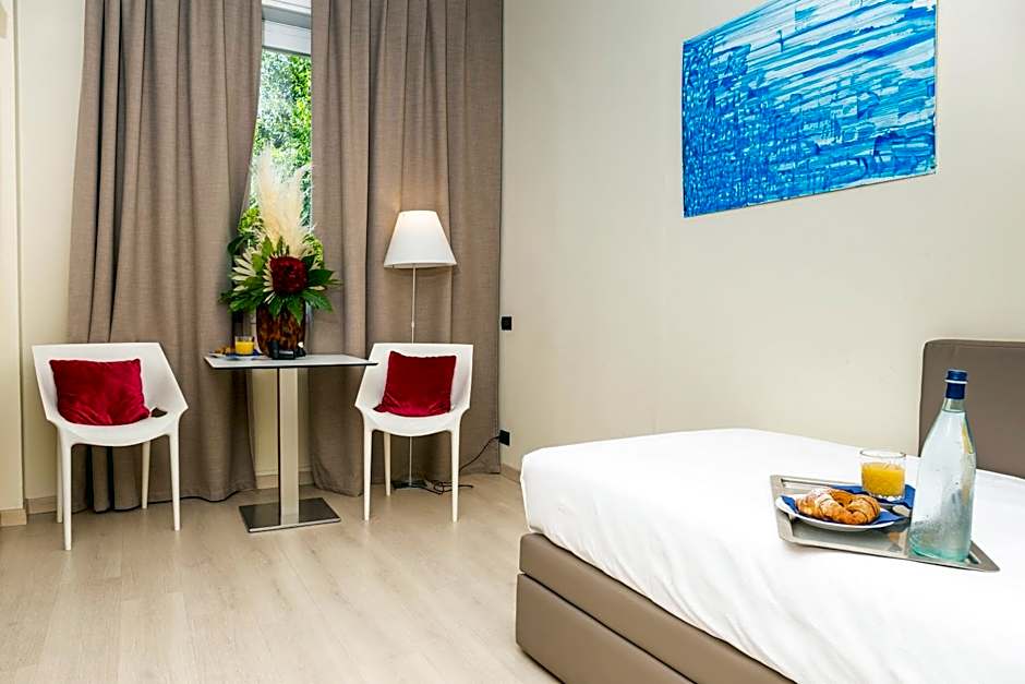 Helios Hotel & Restaurant