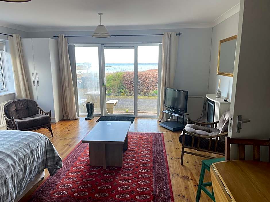 Lakeland Midsummer Lakehouse