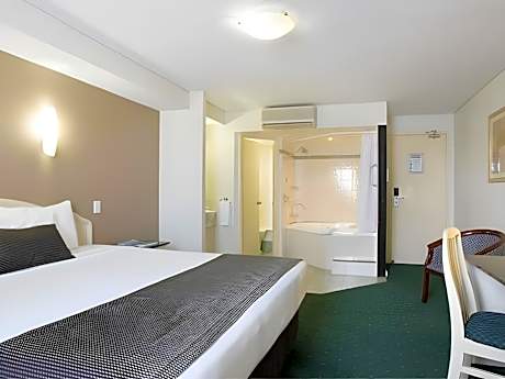 Superior With Breakfast Queen