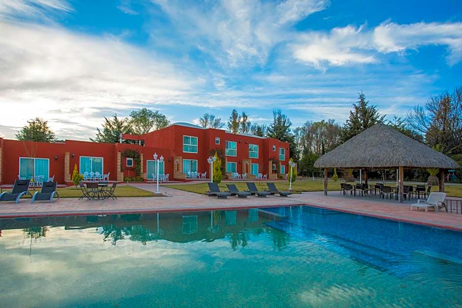 Atotonilco Hotel & Club
