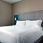avid hotels - Detroit - Warren By IHG