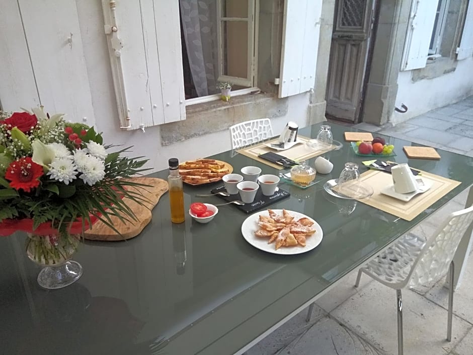 Le Patio Des Senteurs