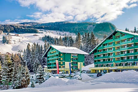 Alpine Club Resort
