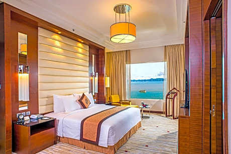 Suite with Sea View