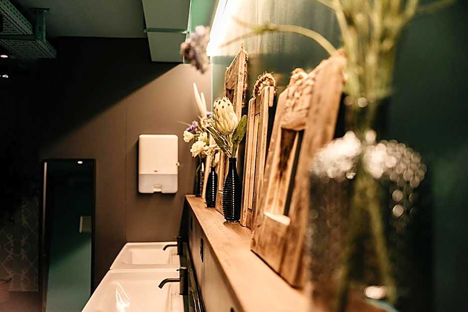 Capsule Hotel - Lucerne Old Town