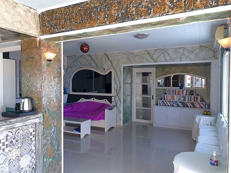 Korifi Suites Collection