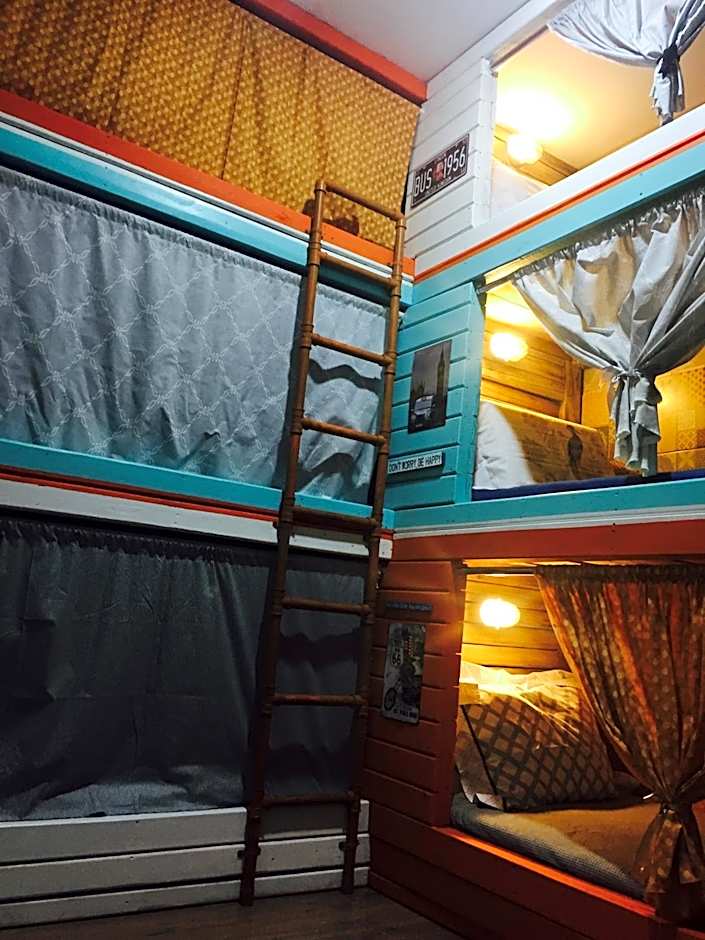 Estaleiro Casa Hotel