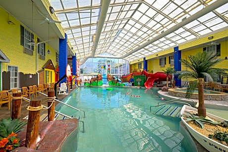 Comfort Inn Splash Harbor