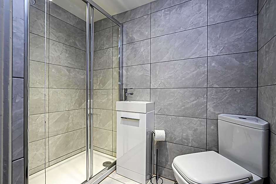 Pages Hotel and Guesthouse