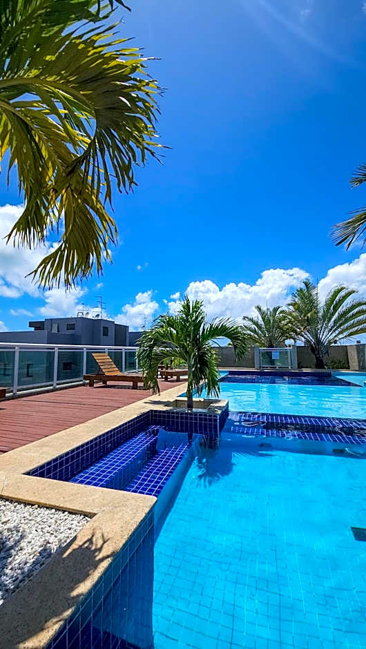 Condomínio de Luxo a Beira Mar!