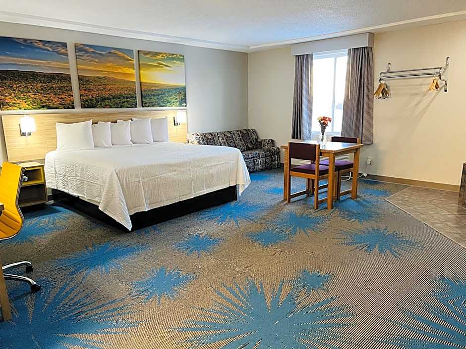 Days Inn by Wyndham Jamestown