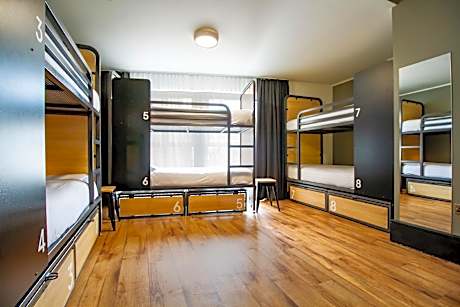 8 Bed Dormitory Room - Shared Bathroom